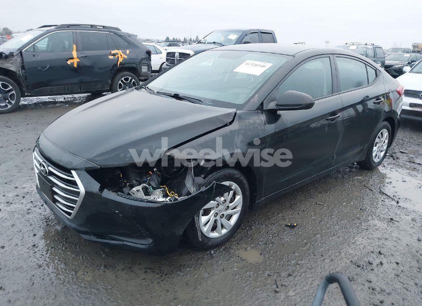 Photo 2 of 2018 Hyundai Elantra SE (VIN 5NPD74LFXJH355993)