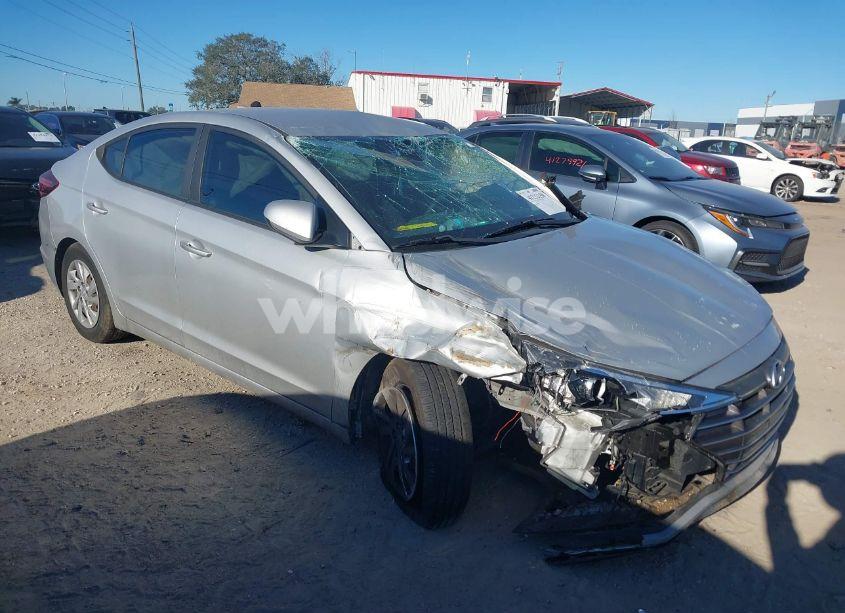 2019 Hyundai Elantra SE (VIN 5NPD74LFXKH433867) main photo