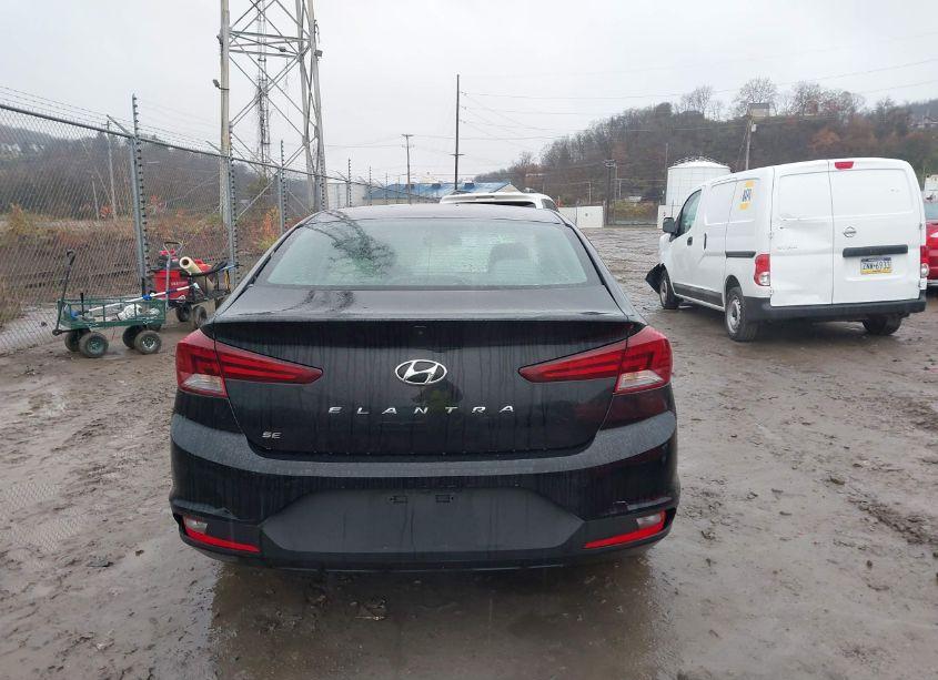 Photo 17 of 2019 Hyundai Elantra SE (VIN 5NPD74LFXKH441662)