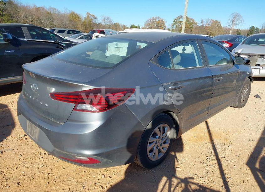 Photo 4 of 2019 Hyundai Elantra SE (VIN 5NPD74LFXKH442942)