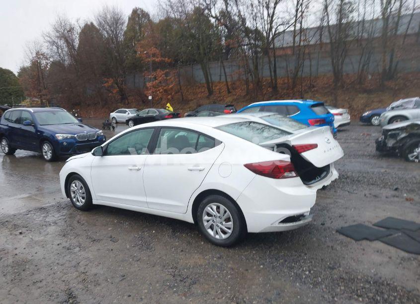 Photo 15 of 2019 Hyundai Elantra SE (VIN 5NPD74LFXKH445565)