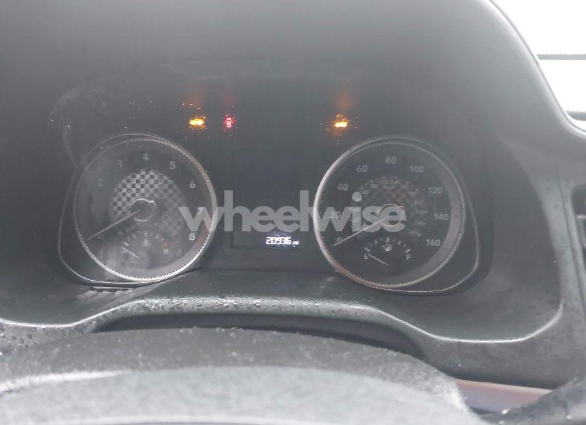 Photo 16 of 2019 Hyundai Elantra SE (VIN 5NPD74LFXKH445565)