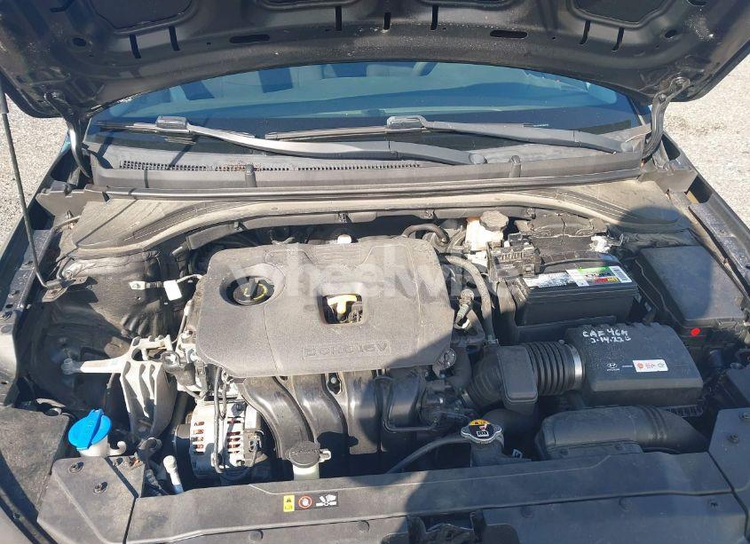 Photo 10 of 2019 Hyundai Elantra SE (VIN 5NPD74LFXKH467761)