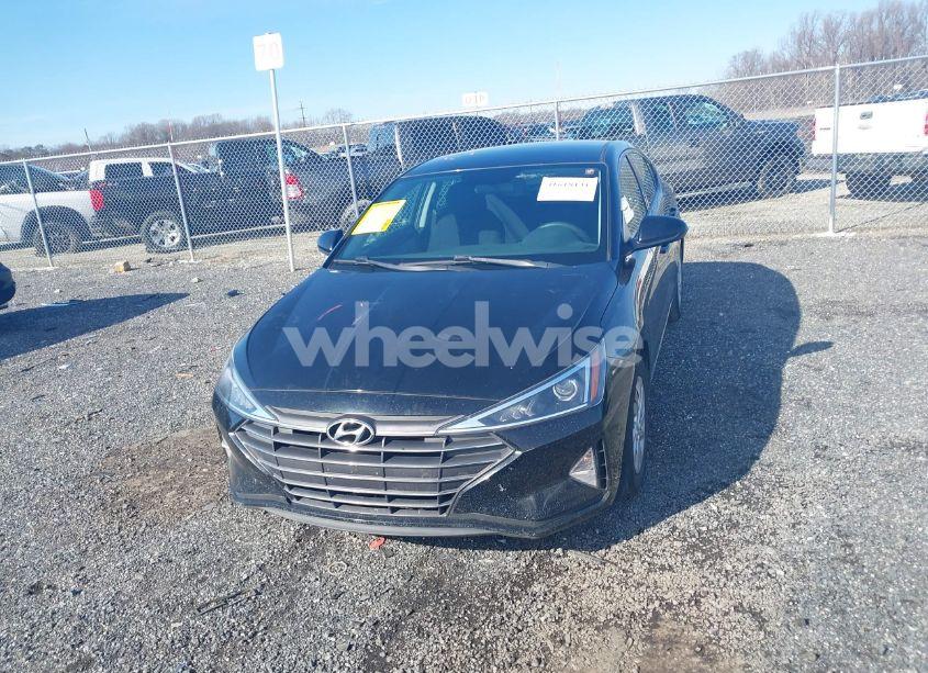 Photo 12 of 2019 Hyundai Elantra SE (VIN 5NPD74LFXKH467761)
