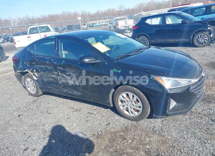 Photo 13 of 2019 Hyundai Elantra SE (VIN 5NPD74LFXKH467761)