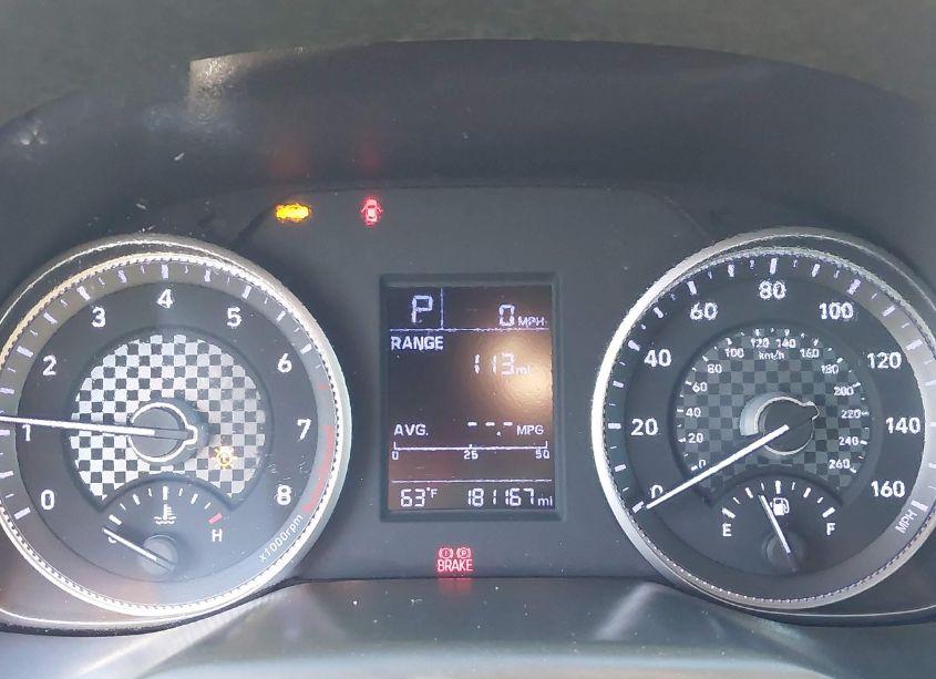 Photo 7 of 2019 Hyundai Elantra SE (VIN 5NPD74LFXKH472054)