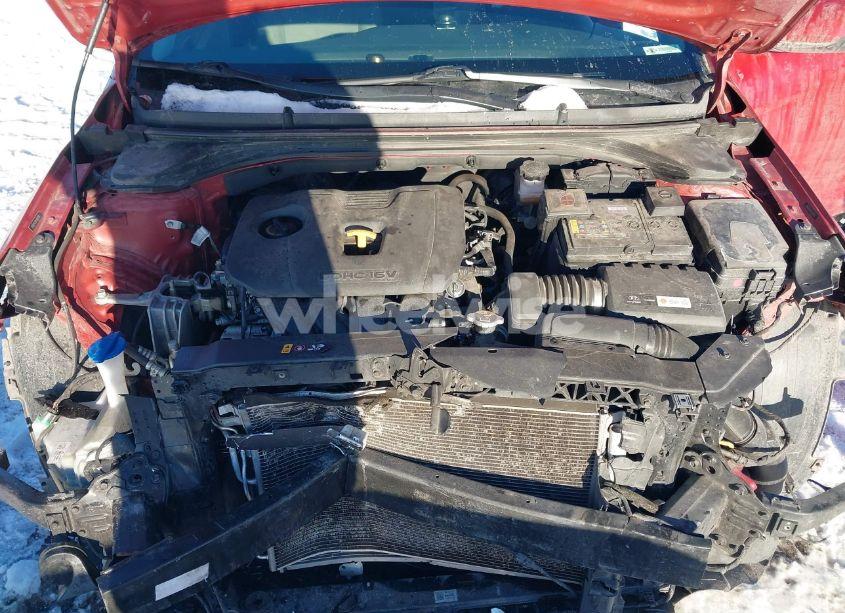 Photo 10 of 2019 Hyundai Elantra SE (VIN 5NPD74LFXKH493230)