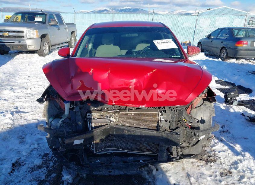 Photo 13 of 2019 Hyundai Elantra SE (VIN 5NPD74LFXKH493230)