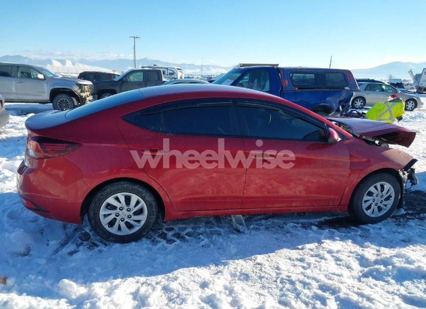 Photo 14 of 2019 Hyundai Elantra SE (VIN 5NPD74LFXKH493230)