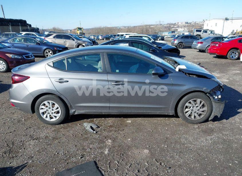 Photo 14 of 2020 Hyundai Elantra SE (VIN 5NPD74LFXLH501828)