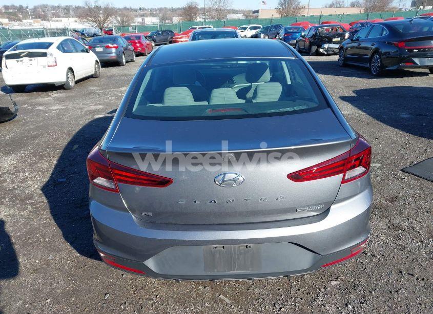 Photo 17 of 2020 Hyundai Elantra SE (VIN 5NPD74LFXLH501828)