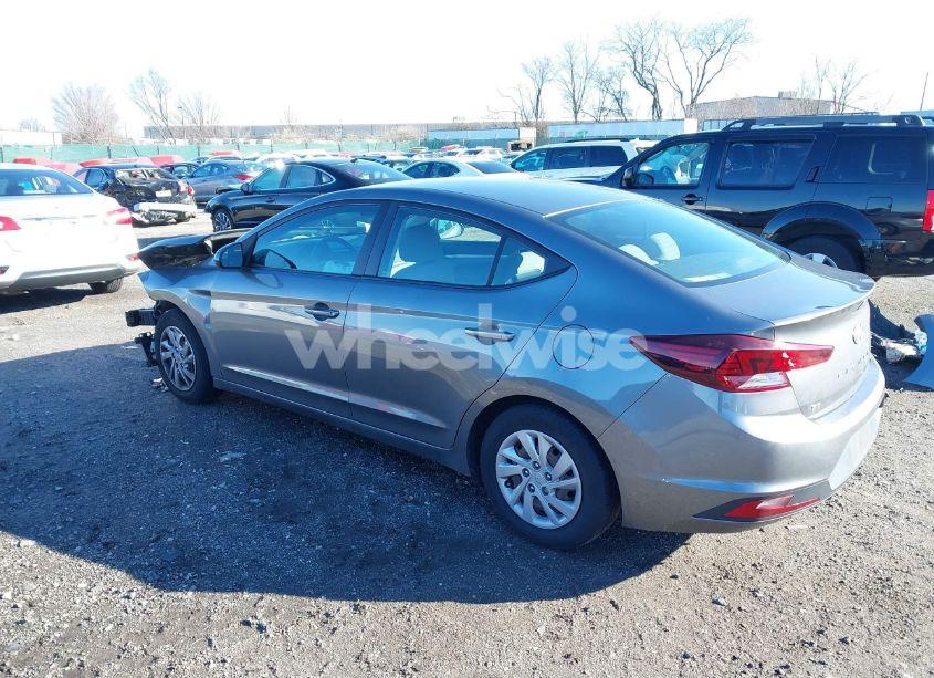 Photo 3 of 2020 Hyundai Elantra SE (VIN 5NPD74LFXLH501828)