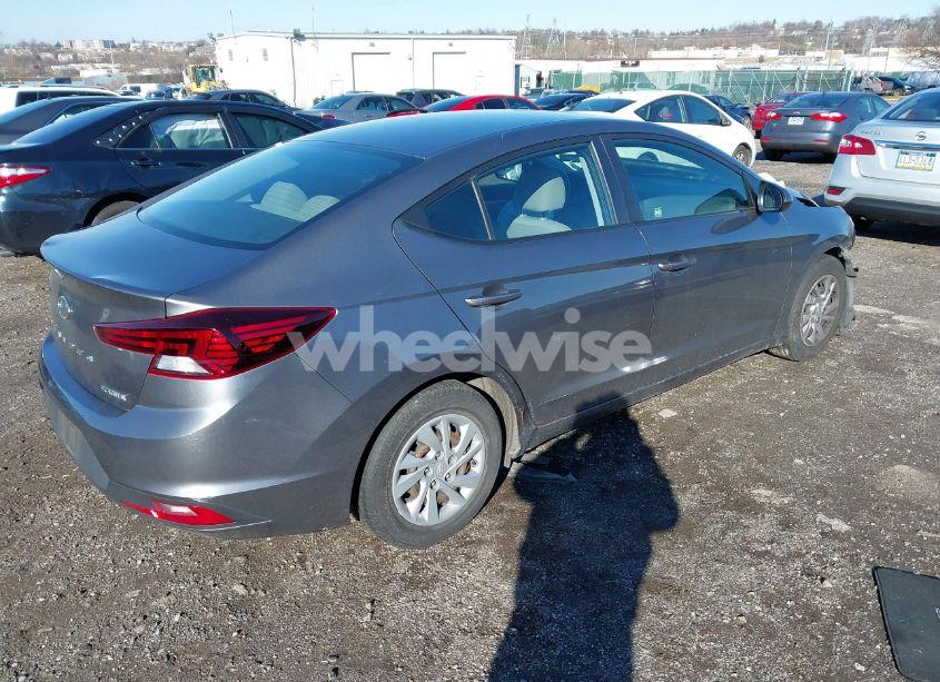 Photo 4 of 2020 Hyundai Elantra SE (VIN 5NPD74LFXLH501828)