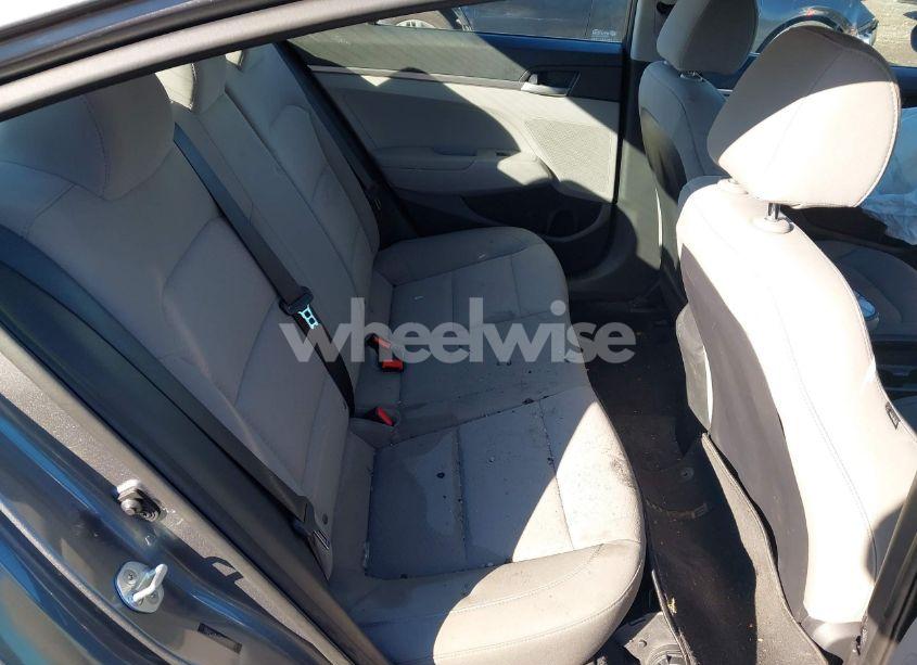 Photo 8 of 2020 Hyundai Elantra SE (VIN 5NPD74LFXLH501828)