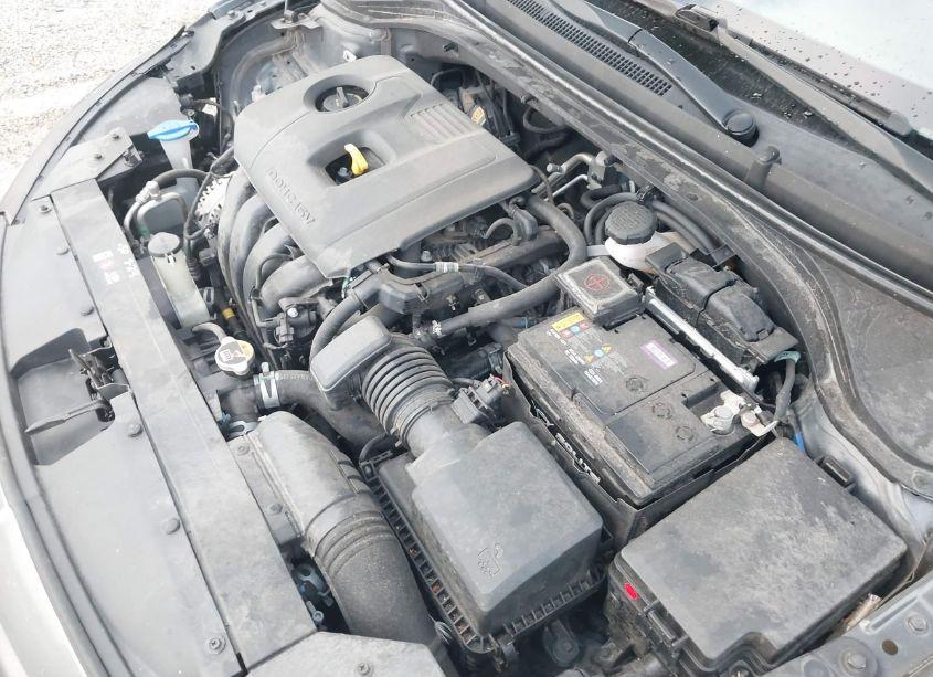 Photo 10 of 2020 Hyundai Elantra SE (VIN 5NPD74LFXLH510366)