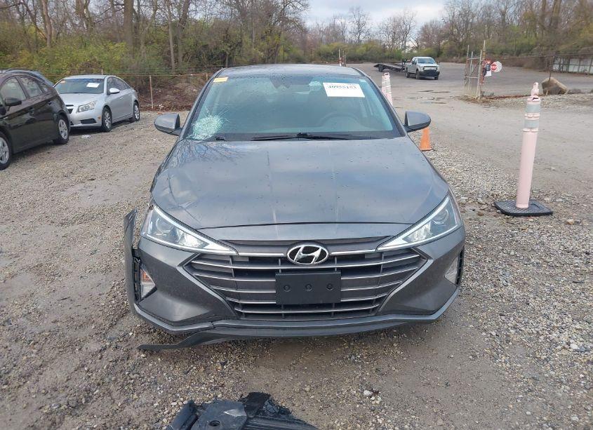 Photo 13 of 2020 Hyundai Elantra SE (VIN 5NPD74LFXLH510366)