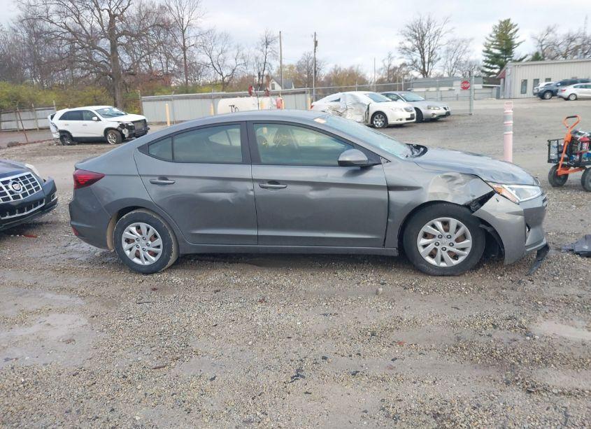 Photo 14 of 2020 Hyundai Elantra SE (VIN 5NPD74LFXLH510366)