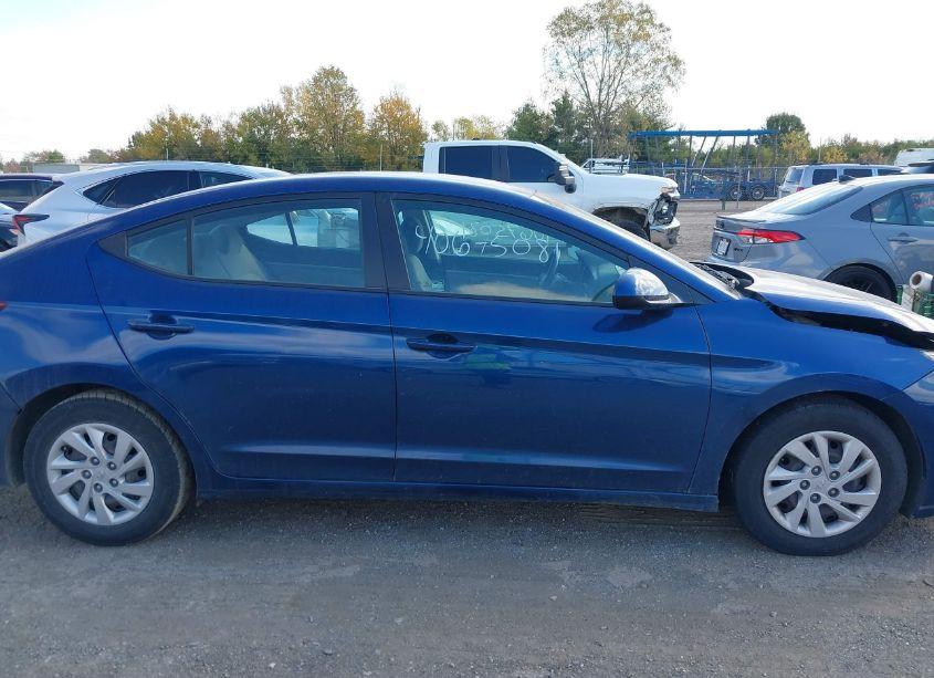 Photo 13 of 2020 Hyundai Elantra SE (VIN 5NPD74LFXLH520718)