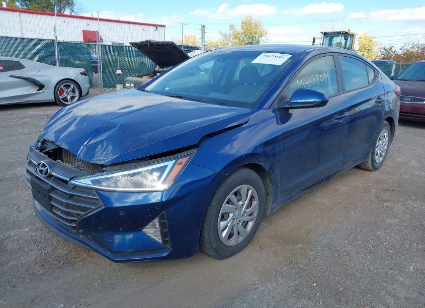 Photo 2 of 2020 Hyundai Elantra SE (VIN 5NPD74LFXLH520718)