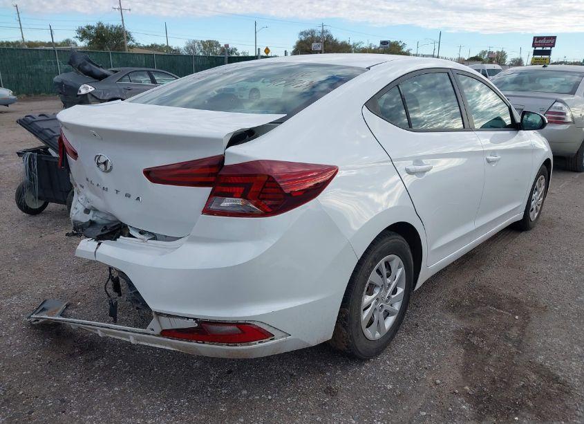 Photo 4 of 2020 Hyundai Elantra SE (VIN 5NPD74LFXLH543514)