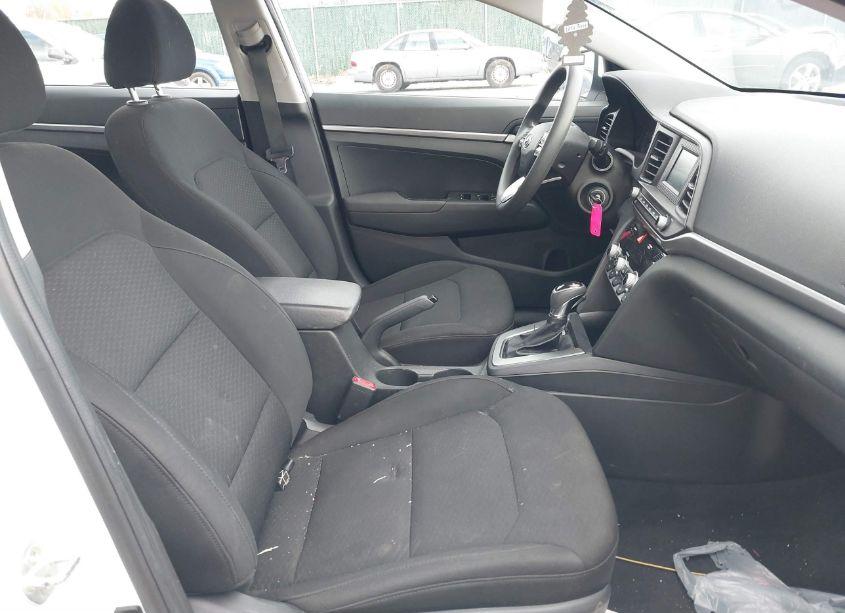 Photo 5 of 2020 Hyundai Elantra SE (VIN 5NPD74LFXLH543514)