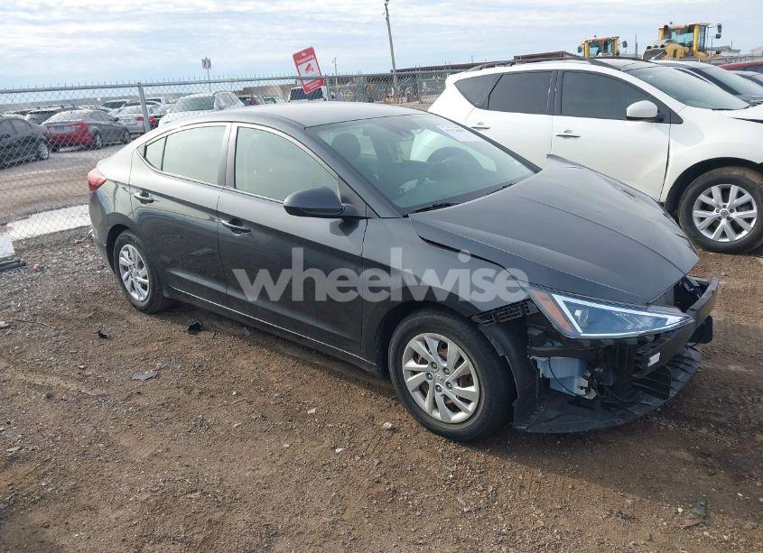 2020 Hyundai Elantra SE (VIN 5NPD74LFXLH553413) main photo