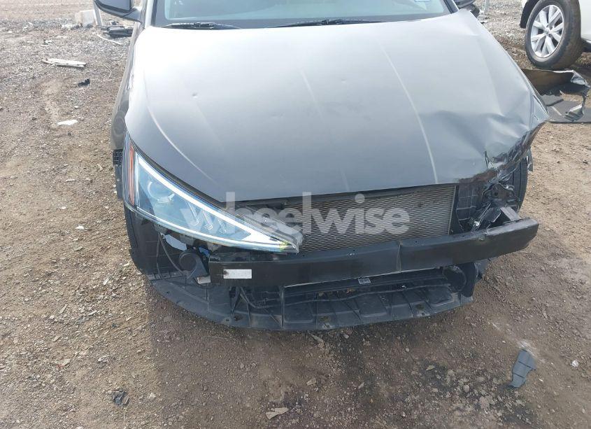Photo 6 of 2020 Hyundai Elantra SE (VIN 5NPD74LFXLH553413)