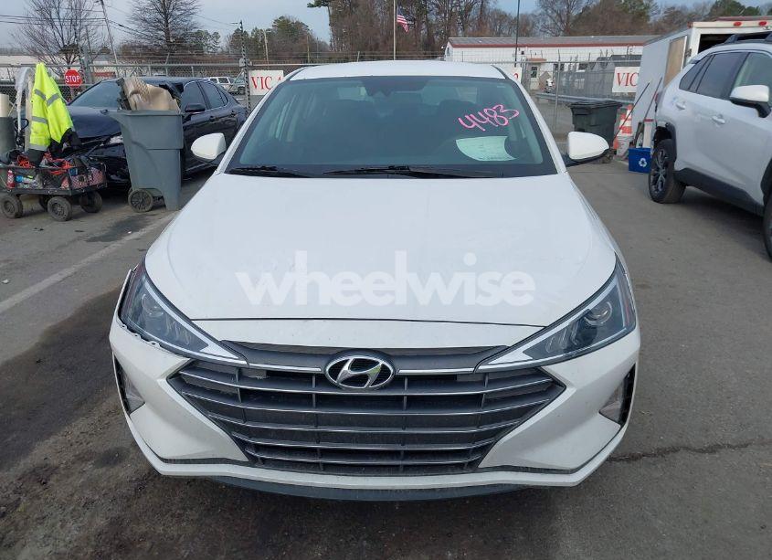 Photo 12 of 2020 Hyundai Elantra SE (VIN 5NPD74LFXLH584483)