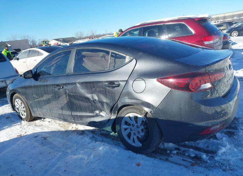 Photo 14 of 2020 Hyundai Elantra SE (VIN 5NPD74LFXLH617840)