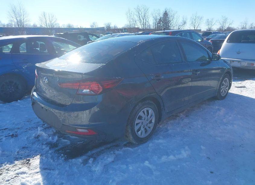 Photo 4 of 2020 Hyundai Elantra SE (VIN 5NPD74LFXLH617840)