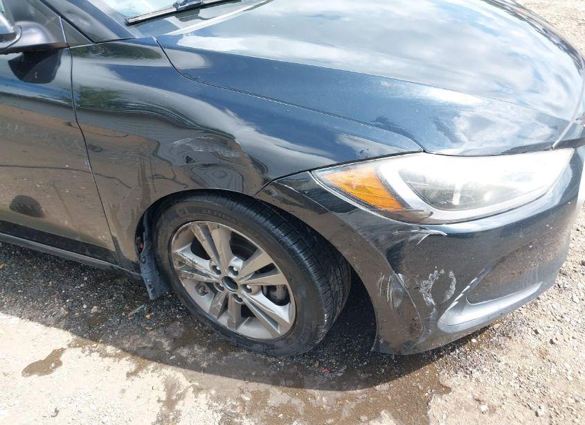 Photo 6 of 2017 Hyundai Elantra SE (VIN 5NPD84LF0HH000841)