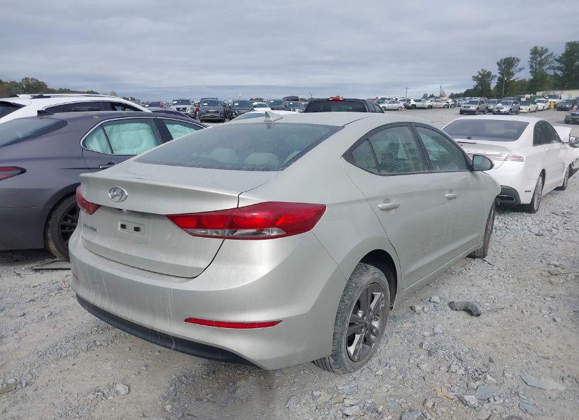 Photo 4 of 2017 Hyundai Elantra SE (VIN 5NPD84LF0HH000886)