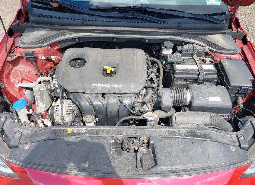 Photo 10 of 2017 Hyundai Elantra SE (VIN 5NPD84LF0HH001598)