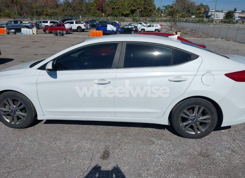 Photo 14 of 2017 Hyundai Elantra SE (VIN 5NPD84LF0HH001908)