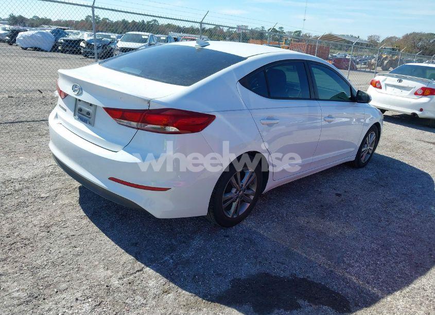 Photo 4 of 2017 Hyundai Elantra SE (VIN 5NPD84LF0HH001908)