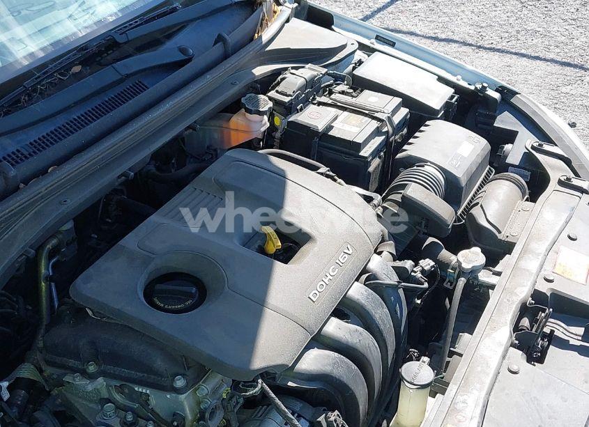 Photo 6 of 2017 Hyundai Elantra SE (VIN 5NPD84LF0HH001908)