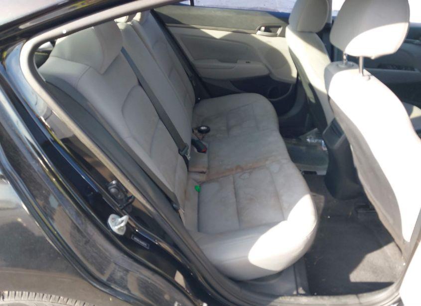Photo 8 of 2017 Hyundai Elantra SE (VIN 5NPD84LF0HH005215)