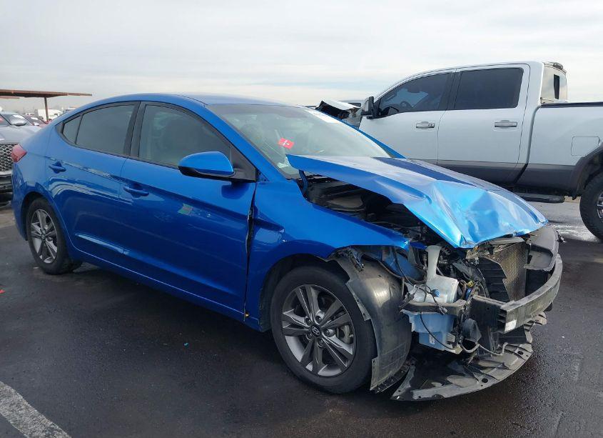 2017 Hyundai Elantra SE (VIN 5NPD84LF0HH041096) main photo