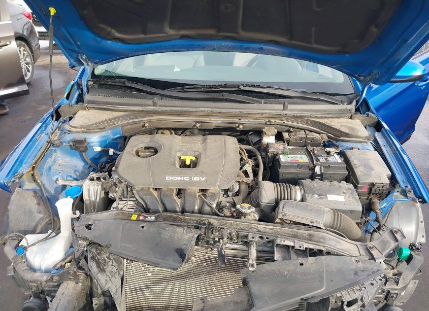 Photo 10 of 2017 Hyundai Elantra SE (VIN 5NPD84LF0HH041096)