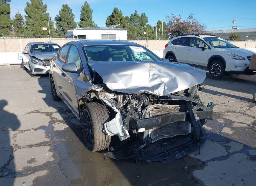 2017 Hyundai Elantra SE (VIN 5NPD84LF0HH047318) main photo