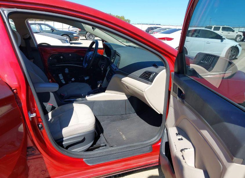 Photo 5 of 2017 Hyundai Elantra SE (VIN 5NPD84LF0HH053605)