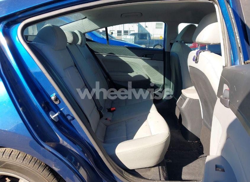 Photo 8 of 2017 Hyundai Elantra SE (VIN 5NPD84LF0HH060117)