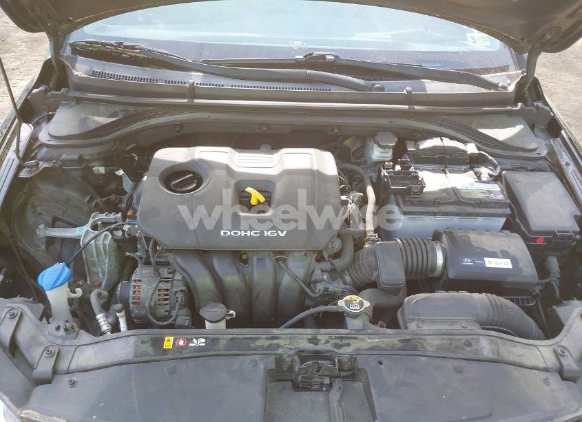 Photo 10 of 2017 Hyundai Elantra SE (VIN 5NPD84LF0HH061056)