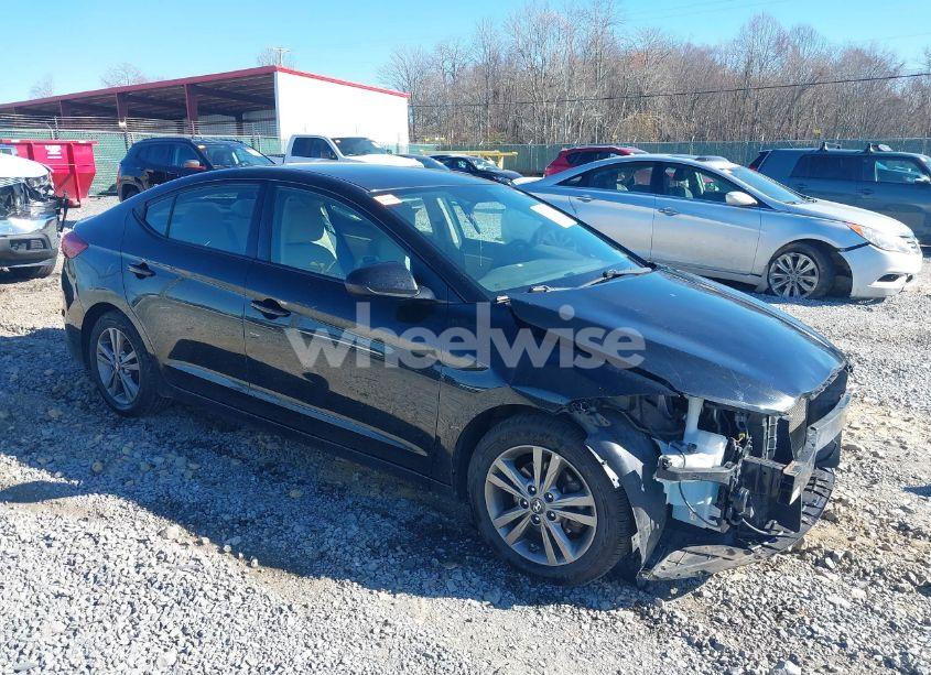 2017 Hyundai Elantra SE (VIN 5NPD84LF0HH064099) main photo