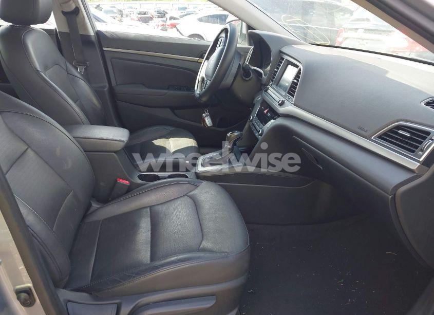 Photo 5 of 2017 Hyundai Elantra LIMITED (VIN 5NPD84LF0HH064572)