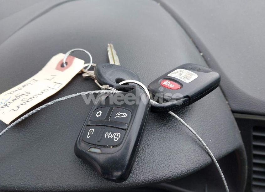 Photo 11 of 2017 Hyundai Elantra SE (VIN 5NPD84LF0HH068086)