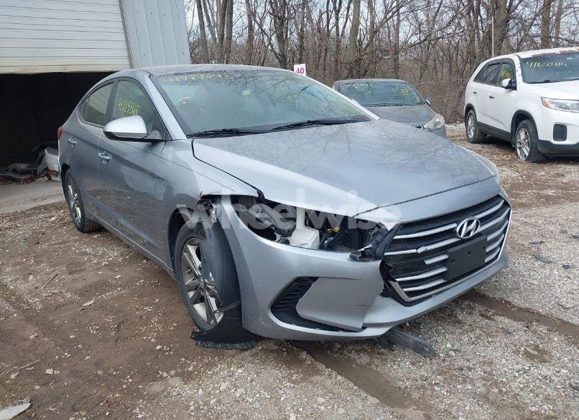 Photo 6 of 2017 Hyundai Elantra SE (VIN 5NPD84LF0HH069318)