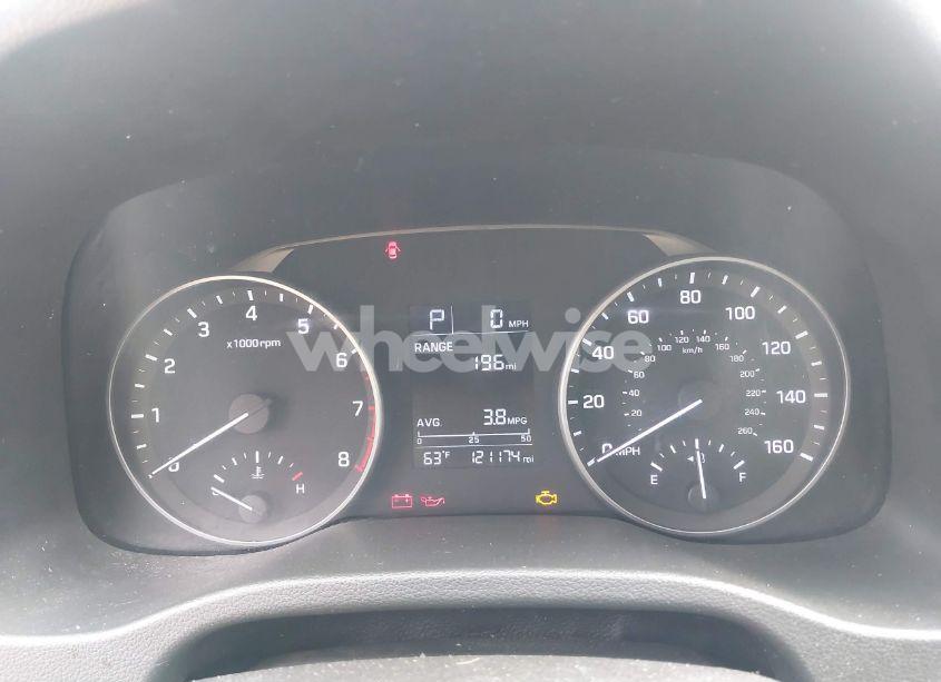 Photo 7 of 2017 Hyundai Elantra SE (VIN 5NPD84LF0HH069318)