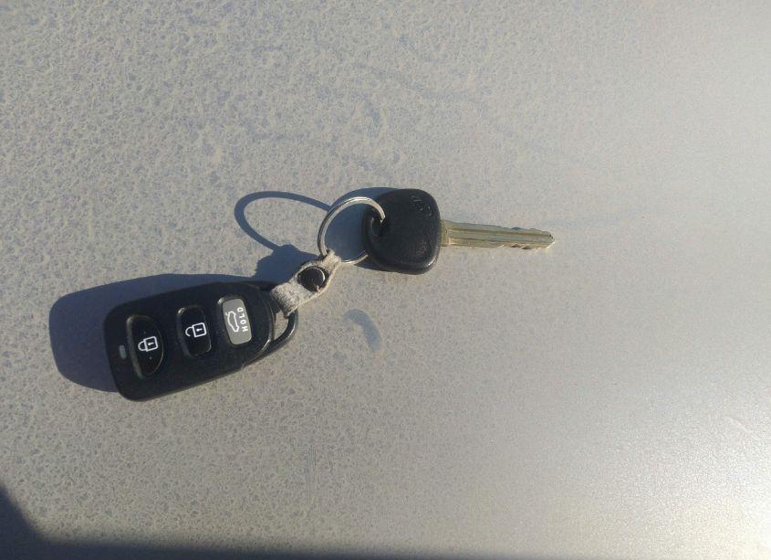 Photo 11 of 2017 Hyundai Elantra SE (VIN 5NPD84LF0HH075068)