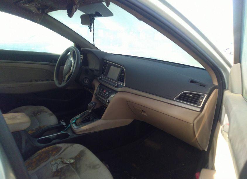 Photo 5 of 2017 Hyundai Elantra SE (VIN 5NPD84LF0HH075068)